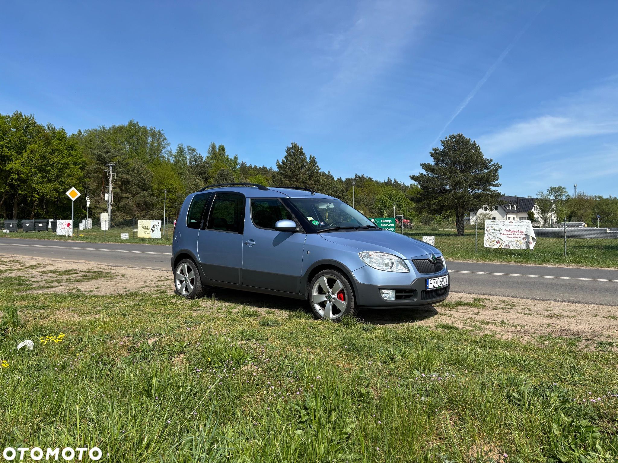 Skoda Roomster 1.6 16V Scout - 1