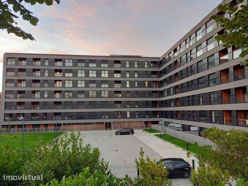 Aluguer Apartamento T2 - Hospital São João - Porto - Grande imagem: 2/10