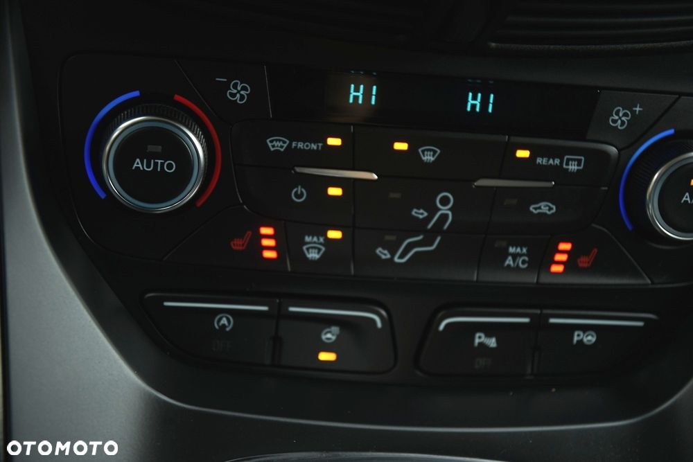 Ford Kuga 2.0 TDCi 4x4 Titanium - 31
