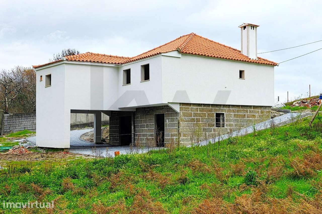 MORADIA NOVA T3 com Jardim e Garagem, junto ao do Hospital de Amarante - Grande imagem: 5/11