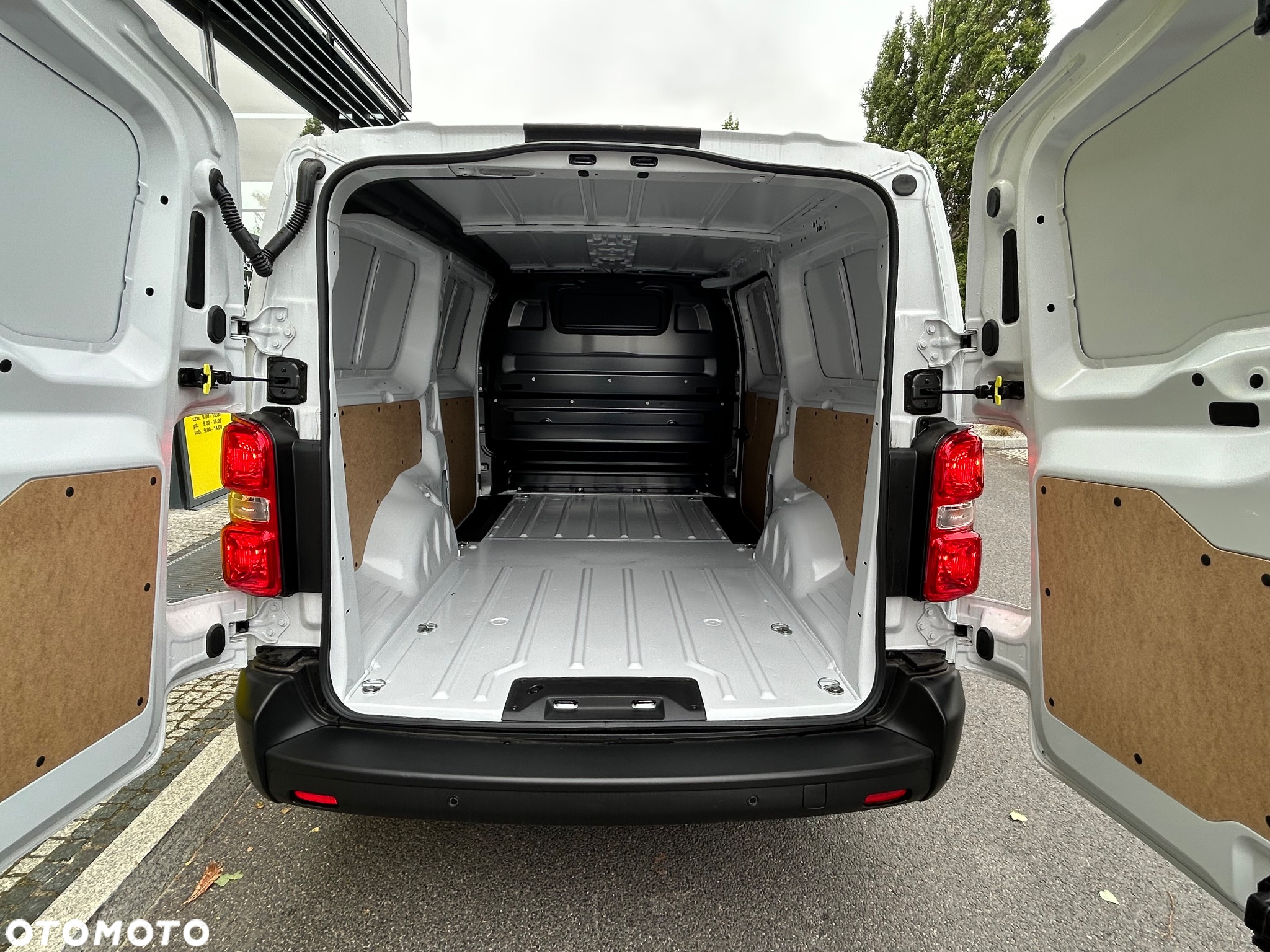 Opel Vivaro - 9
