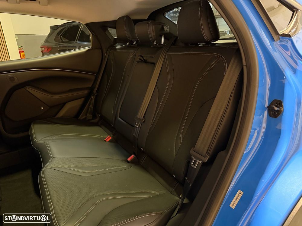 Ford Mustang Mach-E 98.7 kWh Premium - 35