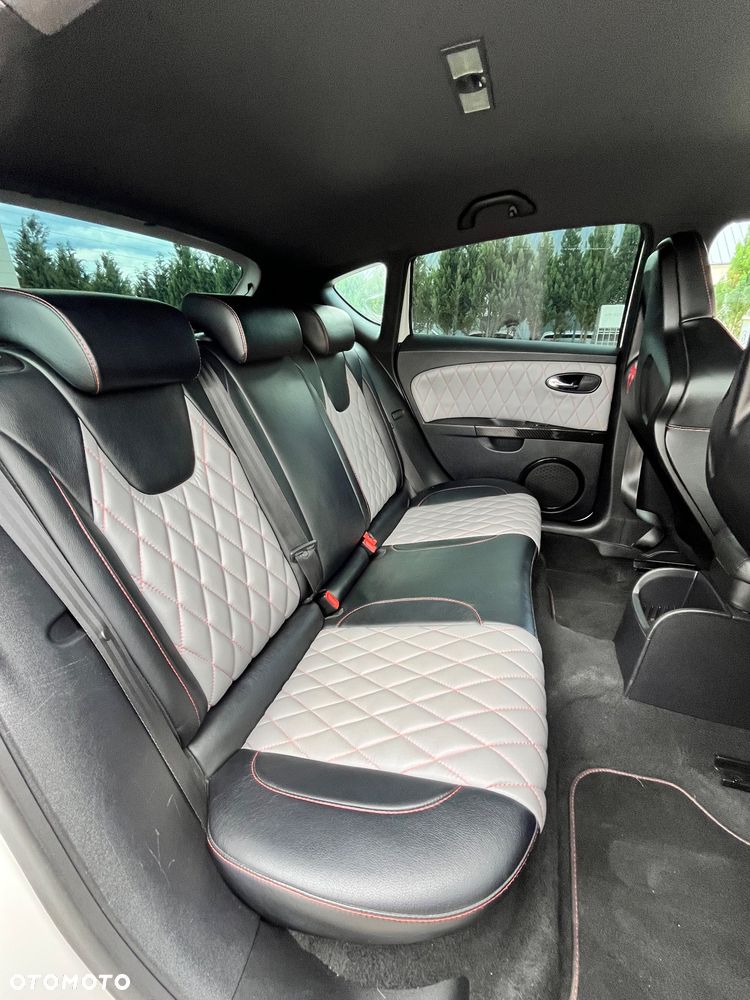 Seat Leon 2.0 T FSI Cupra R - 13