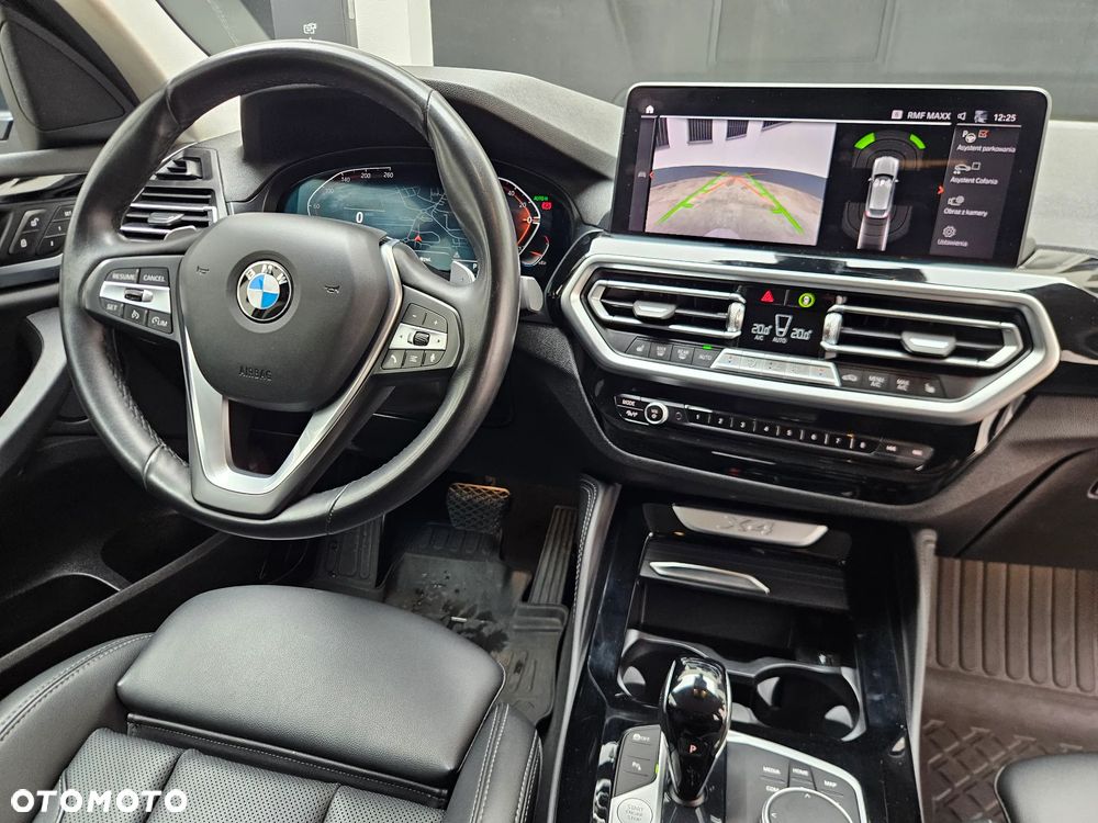 BMW X4 xDrive20i GPF sport - 11