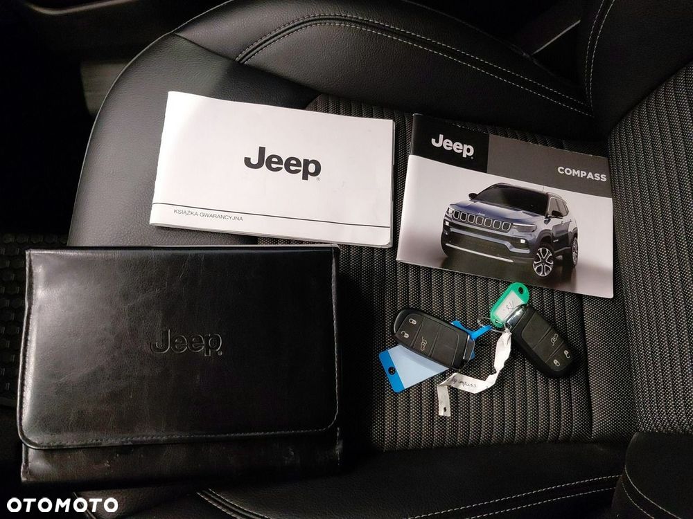Jeep Compass - 40
