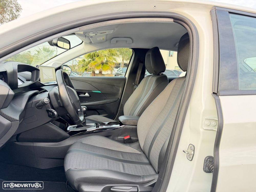 Peugeot 208 1.2 PureTech Allure Pack - 30