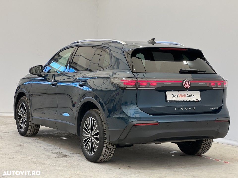 Volkswagen Tiguan - 3