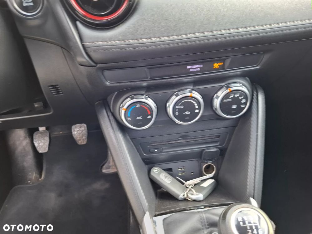 Mazda CX-3 SKYACTIV-D 105 FWD Center-Line - 19