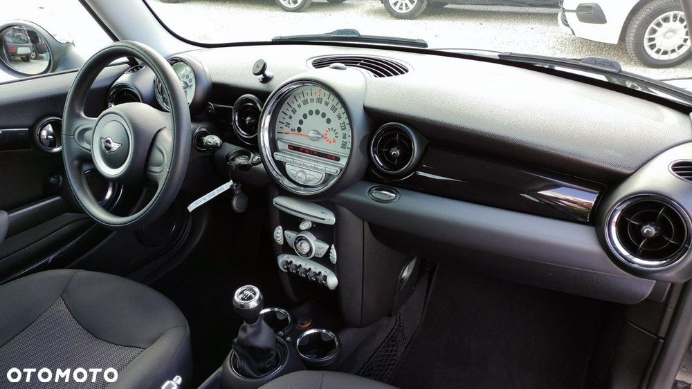 MINI Cooper - 26