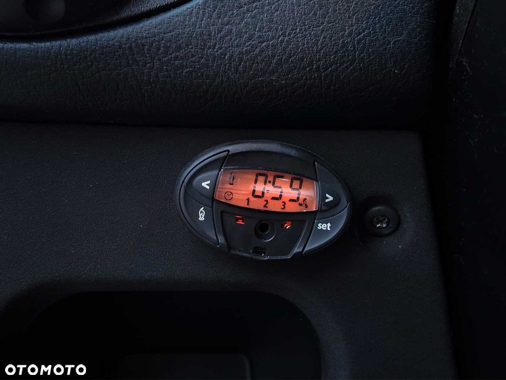 Alfa Romeo 147 - 13