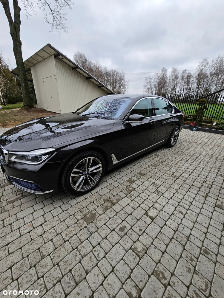 BMW Seria 7 750d xDrive - 16