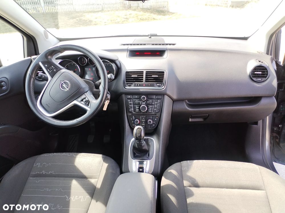 Opel Meriva - 22