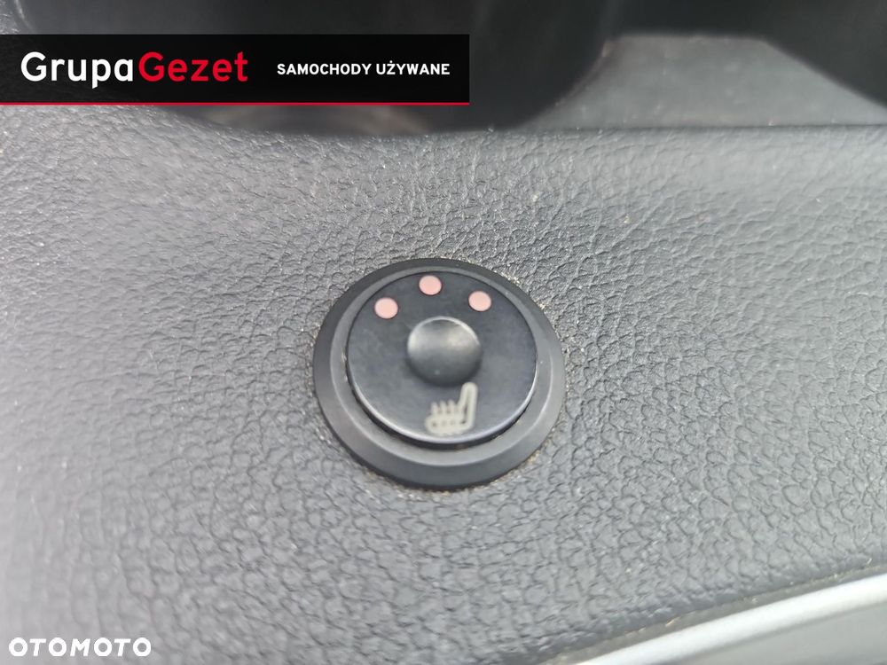 Mitsubishi Outlander - 22