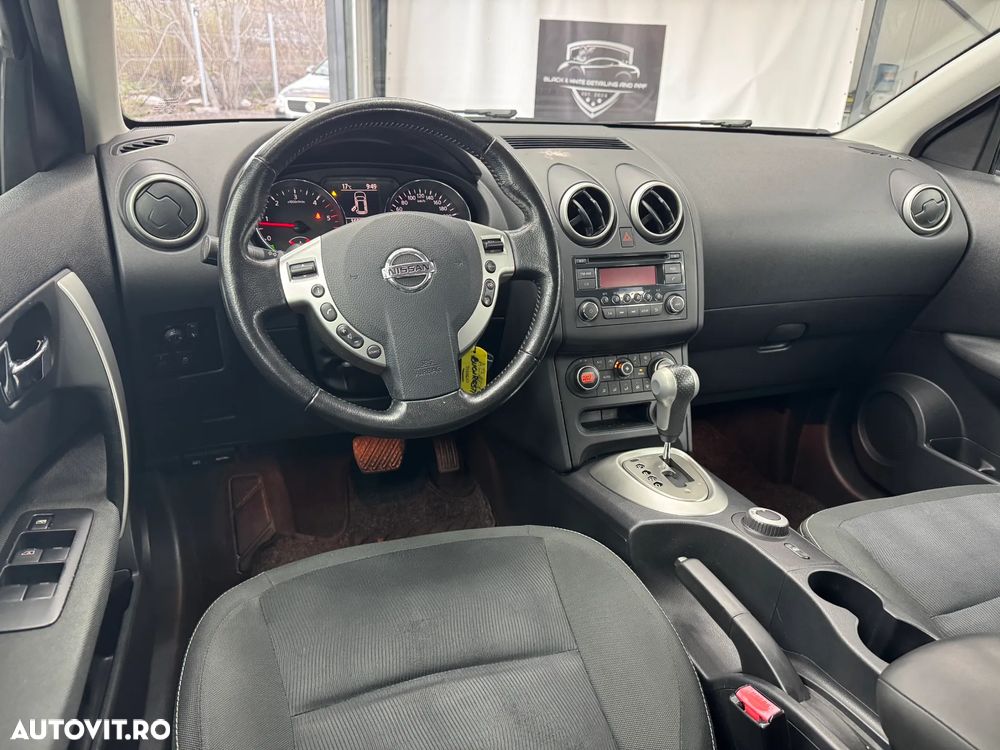 Nissan Qashqai 2.0 DCI 4 x 4 DPF Aut acenta - 8