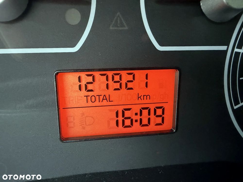 Fiat Grande Punto 5-Türer Dynamic - 9