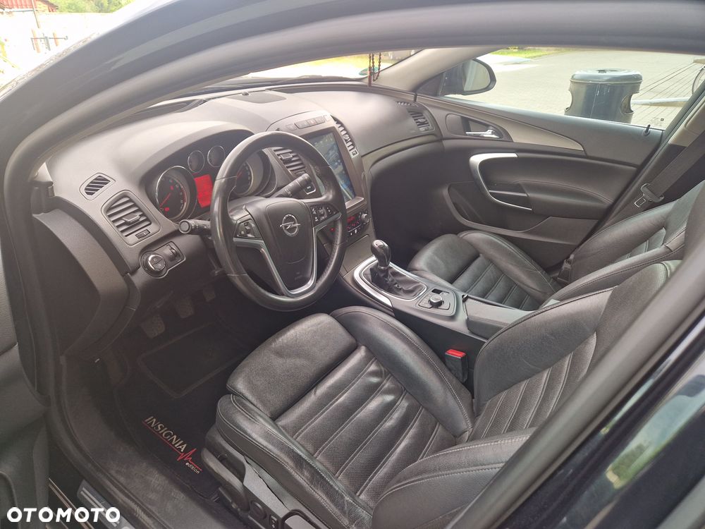 Opel Insignia 1.4 T Cosmo S&S - 9