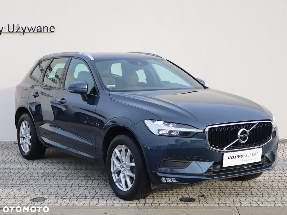 Volvo XC 60 B4 D AWD Momentum - 8