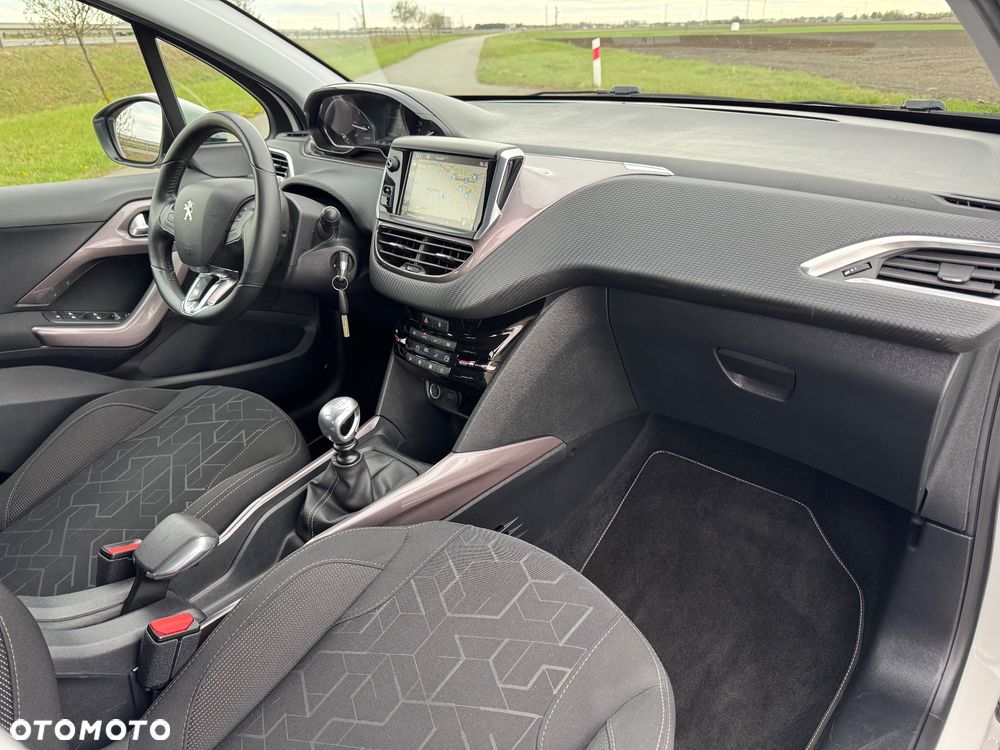 Peugeot 2008 e-HDi FAP 115 STOP & START Business-Line - 27