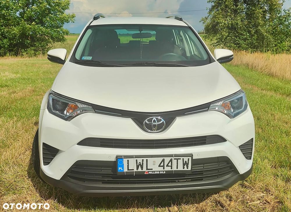 Toyota RAV4 2.0 D-4D Active 4x2 - 2