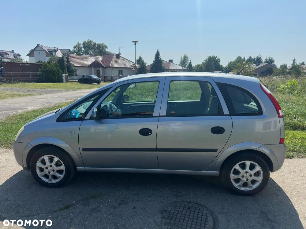 Opel Meriva - 12