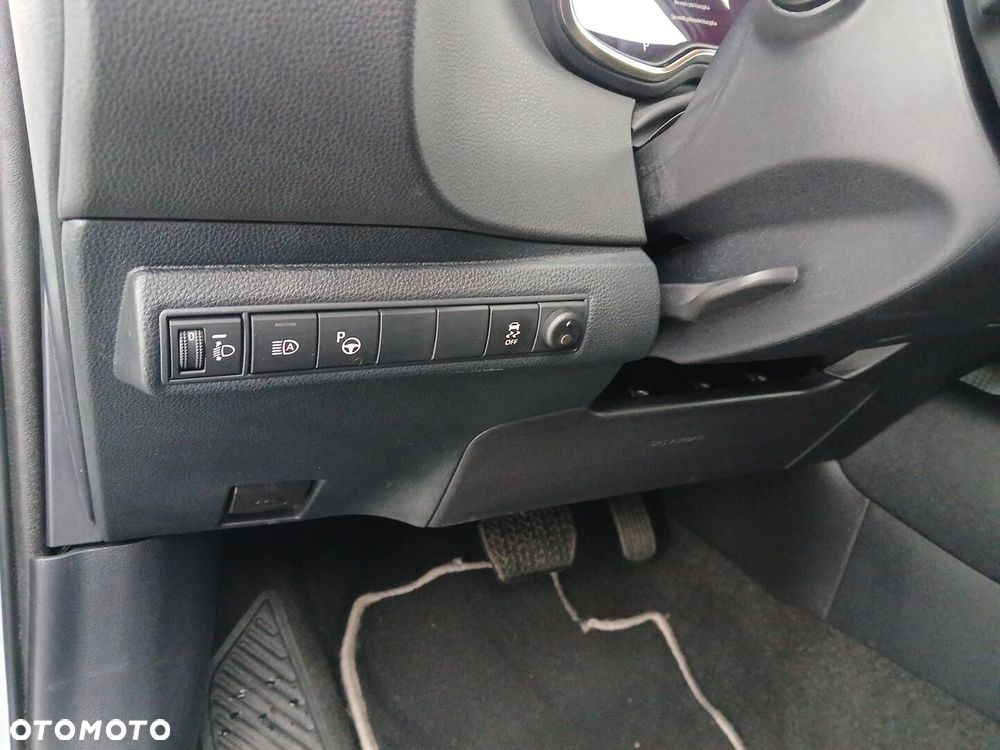 Toyota Corolla 2.0 Hybrid Comfort - 22