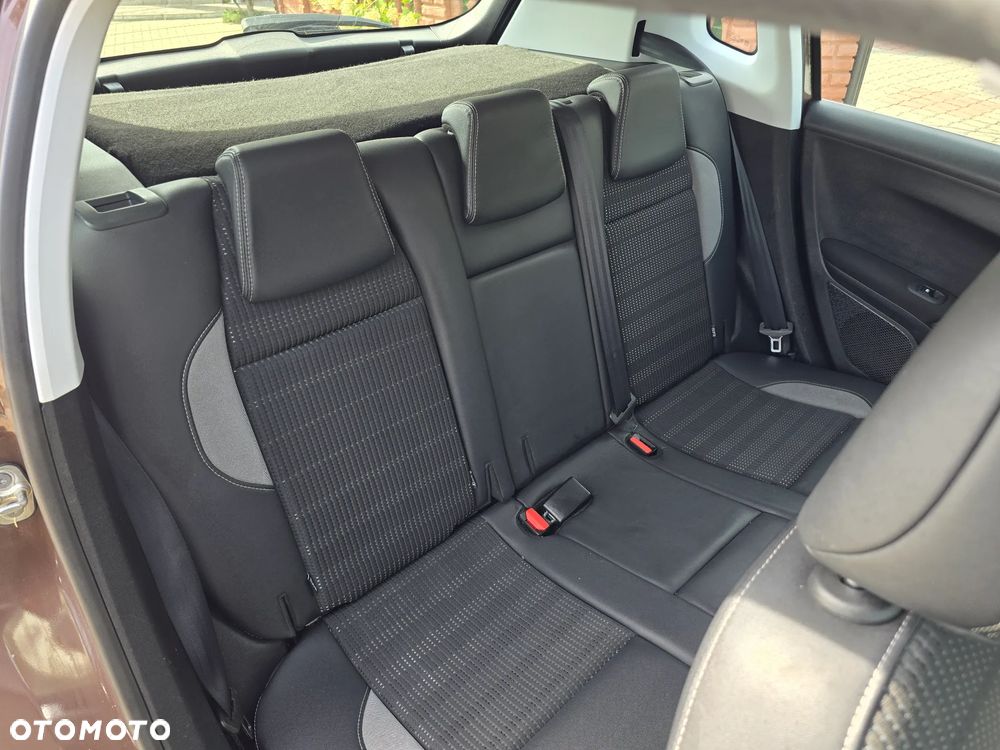 Peugeot 2008 - 14