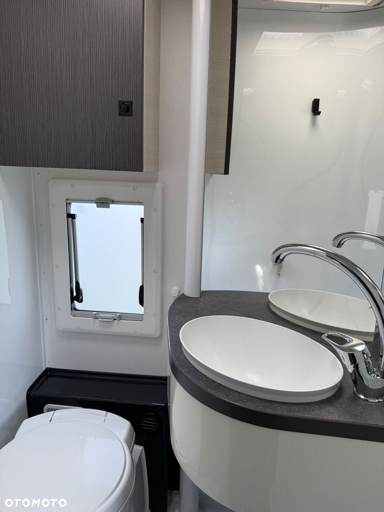 Ford CHAUSSON 627 GA TITANIUM PREMIUM - 24