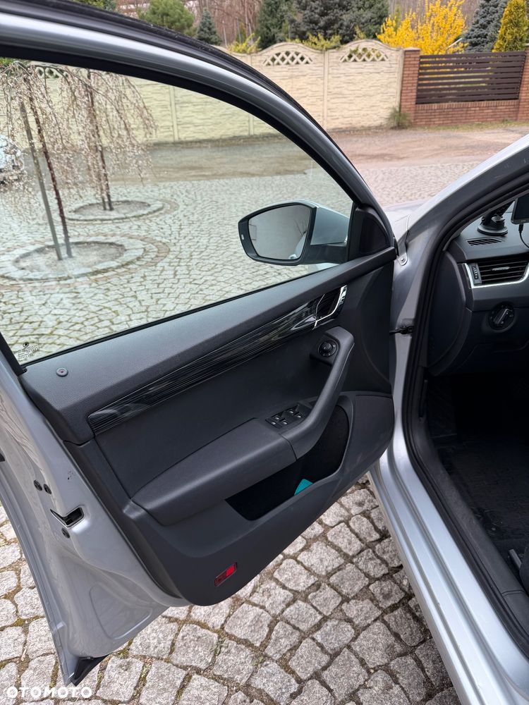 Skoda Octavia 2.0 TDI Style DSG - 14