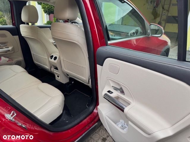 Mercedes-Benz GLA 200 Business Edition - 8