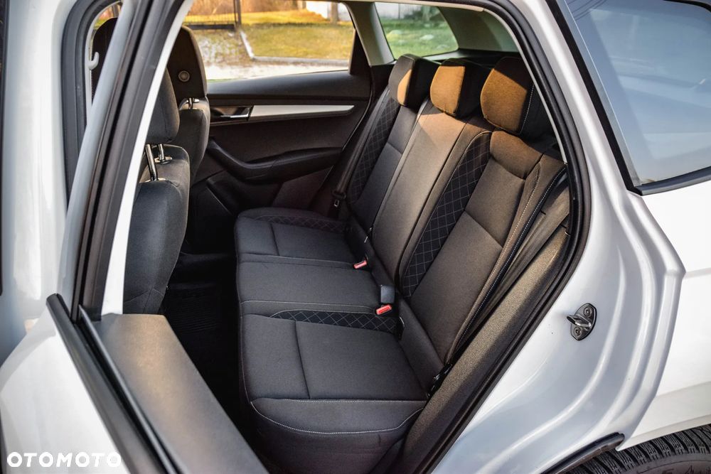 Skoda Karoq 1.5 TSI ACT 4x2 Ambition - 28
