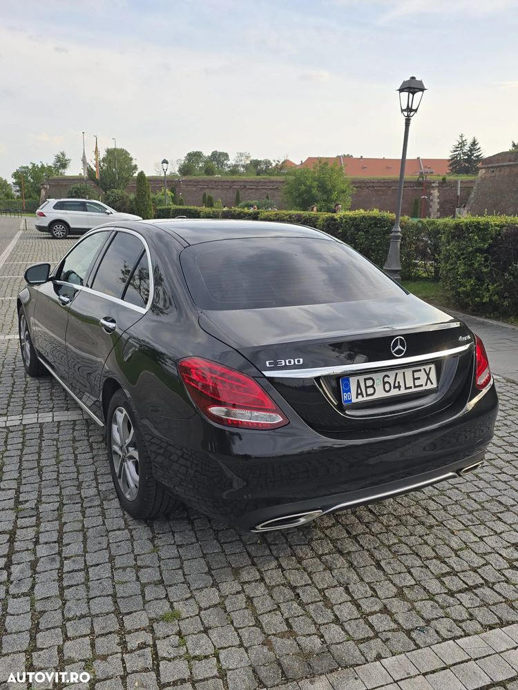 Mercedes-Benz C 300 9G-TRONIC - 3