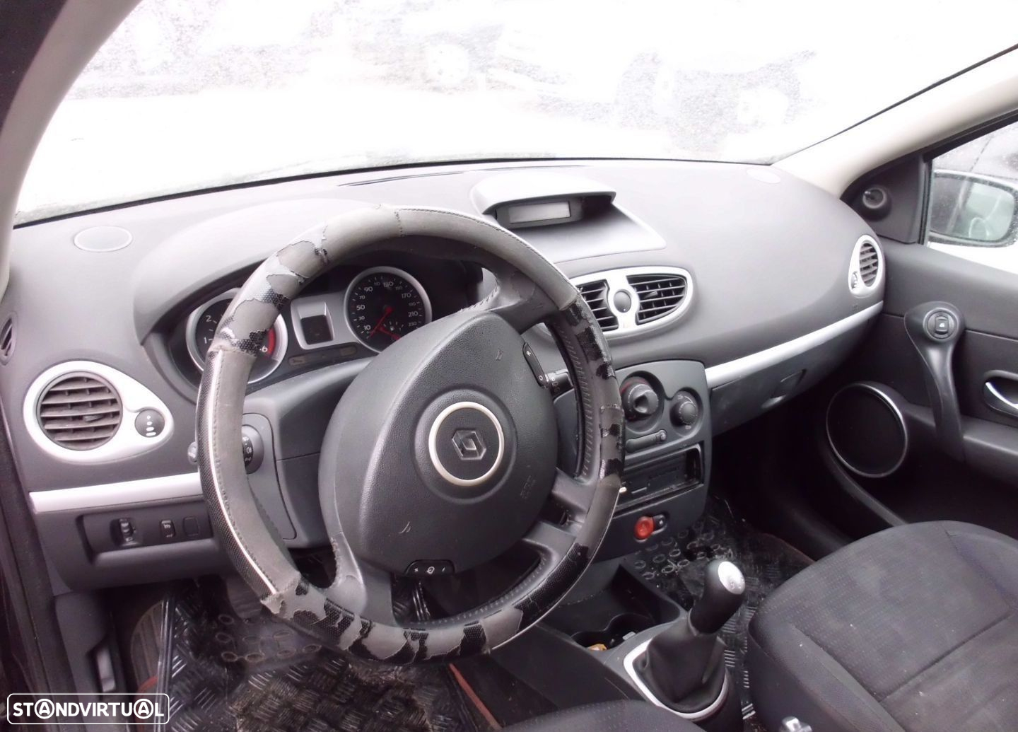 Peças Renault Clio III 2005 a 2010 - 31