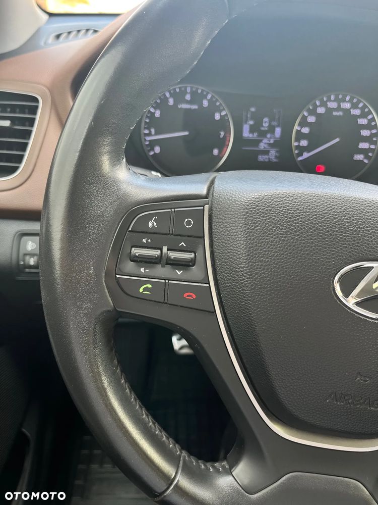 Hyundai i20 1.4 Comfort - 13
