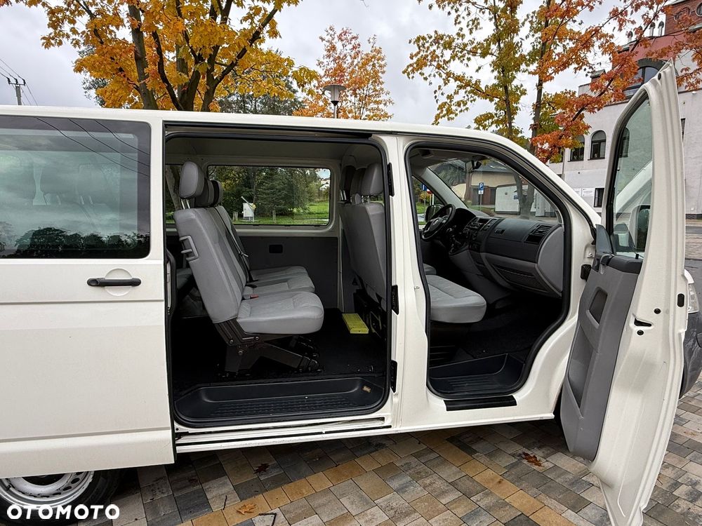 Volkswagen Transporter T5 TDI L2H1 Silverline - 19