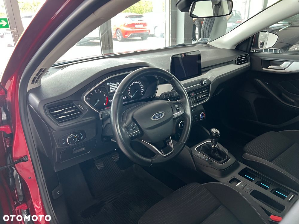Ford Focus 1.0 EcoBoost Connected - 17