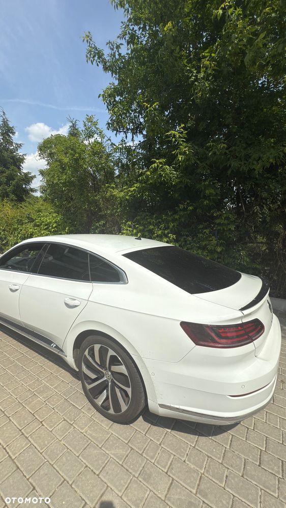 Volkswagen Arteon 2.0 TDI SCR R-Line DSG - 17