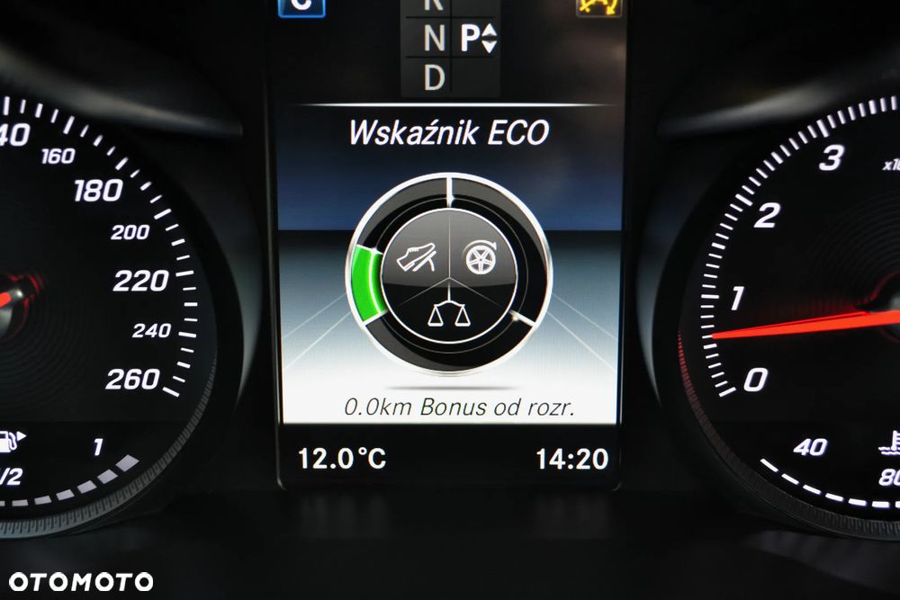 Mercedes-Benz Klasa C 200 4-Matic 9G-TRONIC - 18