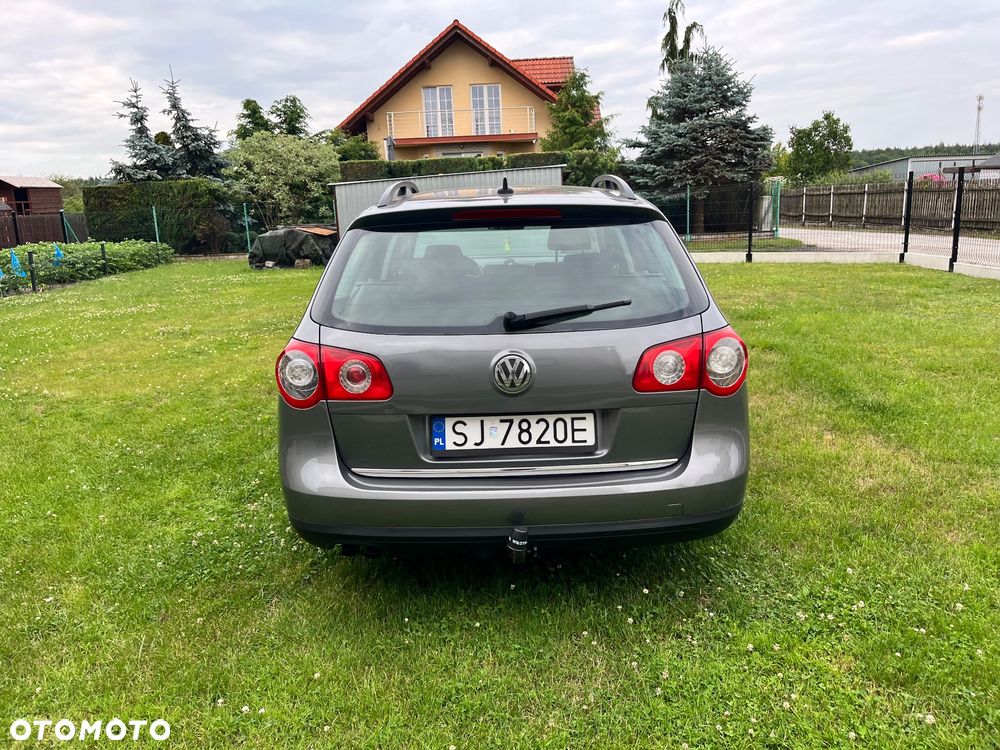 Volkswagen Passat 1.9 TDI Comfortline - 6