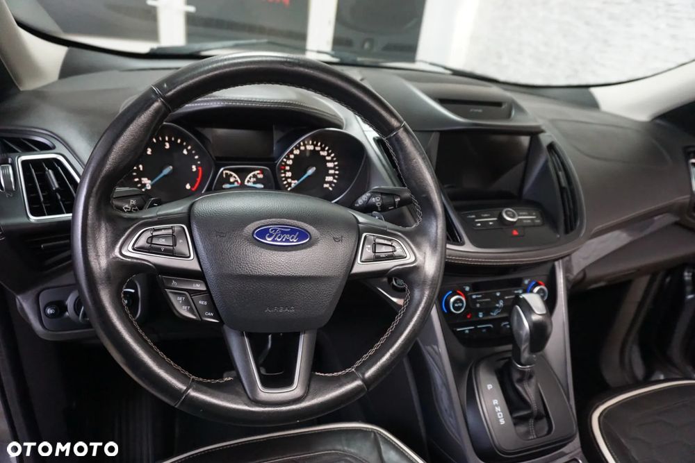 Ford Kuga - 30