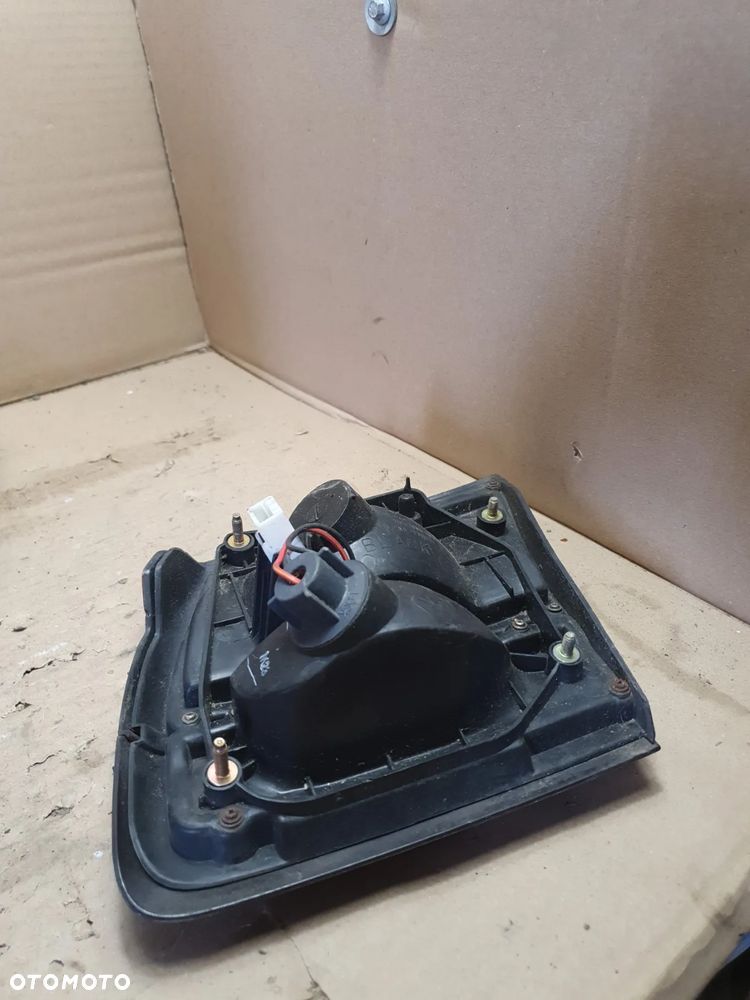 MAZDA 626 GF 97-99 LAMPA TYŁ LEWA KOITO 132-61825 - 5