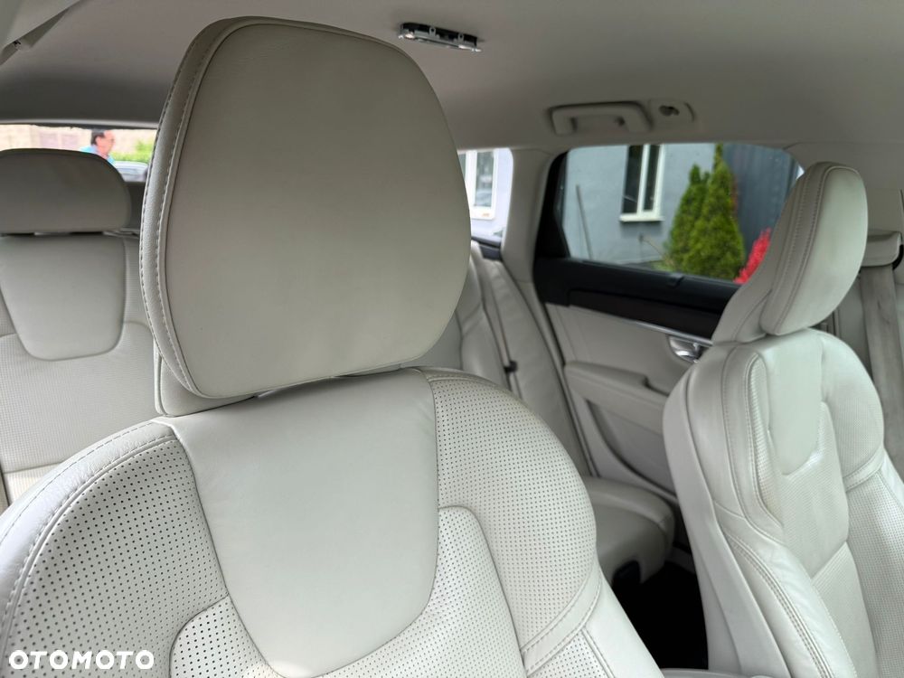 Volvo V90 Cross Country D5 AWD - 31