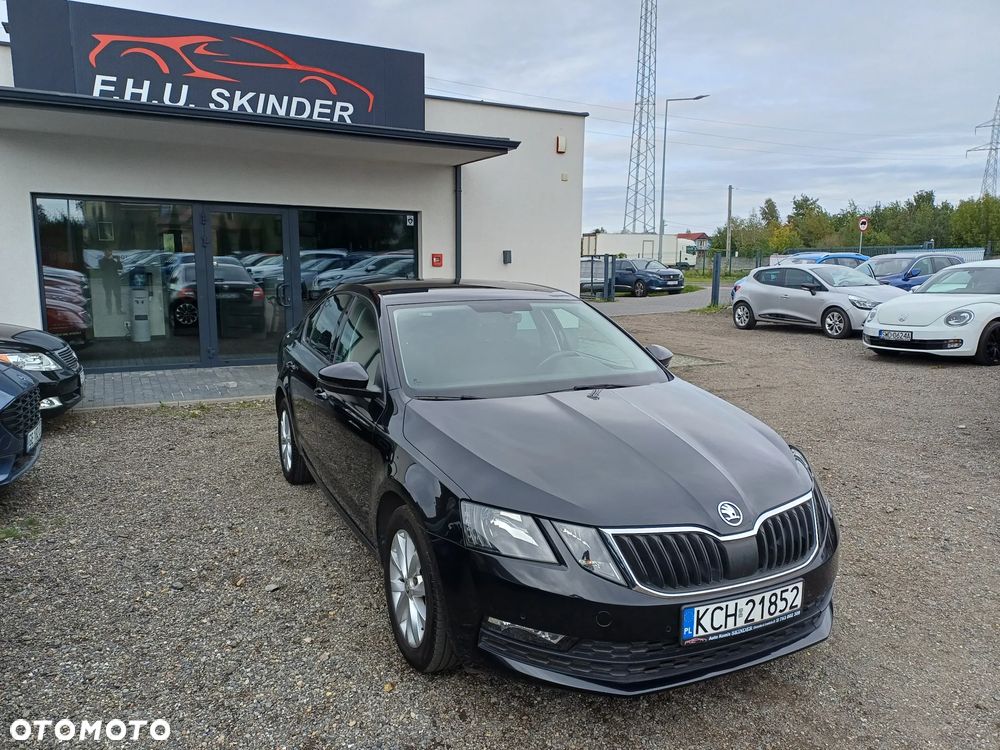 Skoda Octavia 1.6 TDI DSG Clever - 9
