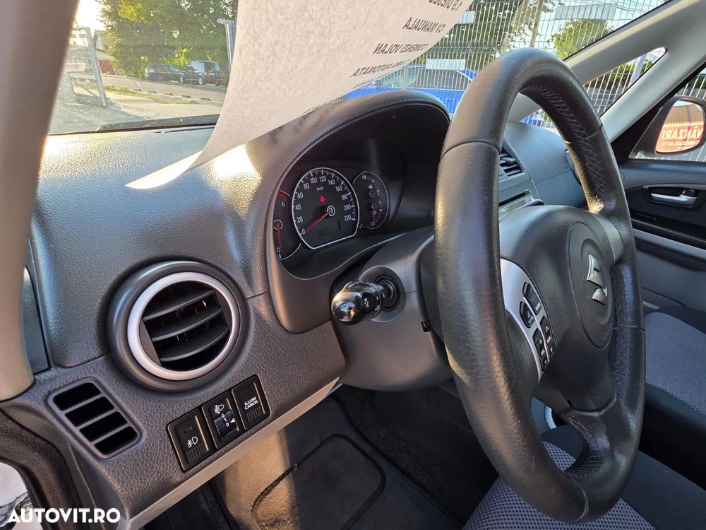 Suzuki SX4 1.9 DDIS 4WD GS - 12