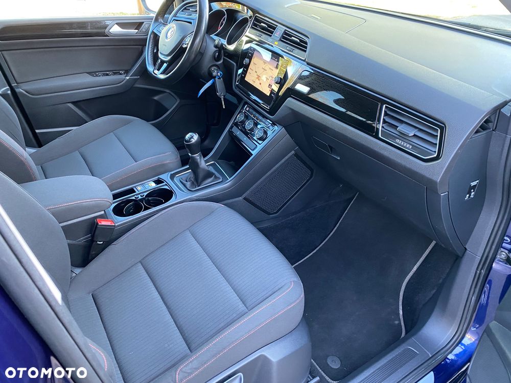 Volkswagen Touran 1.2 TSI (BlueMotion Technology) SOUND - 15