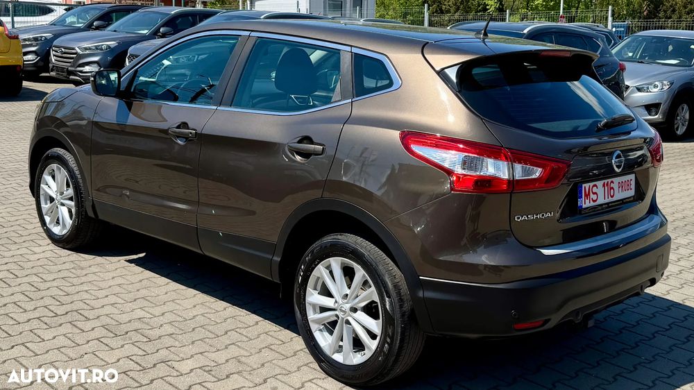 Nissan Qashqai - 4