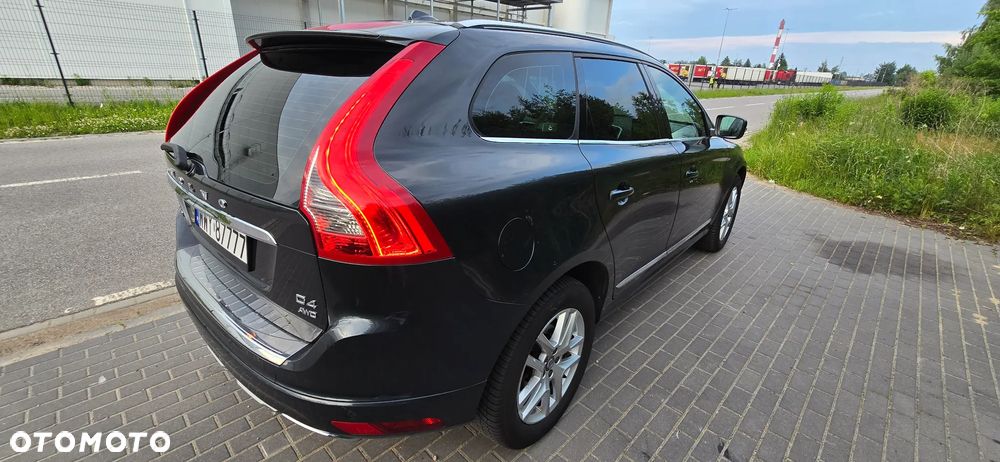Volvo XC 60 D4 AWD Geartronic Summum - 8