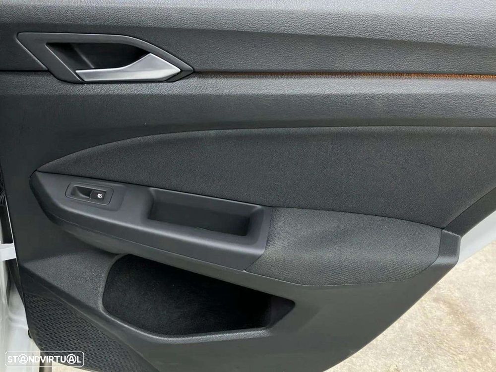 VW Golf 1.4 TSI GTE DSG - 24