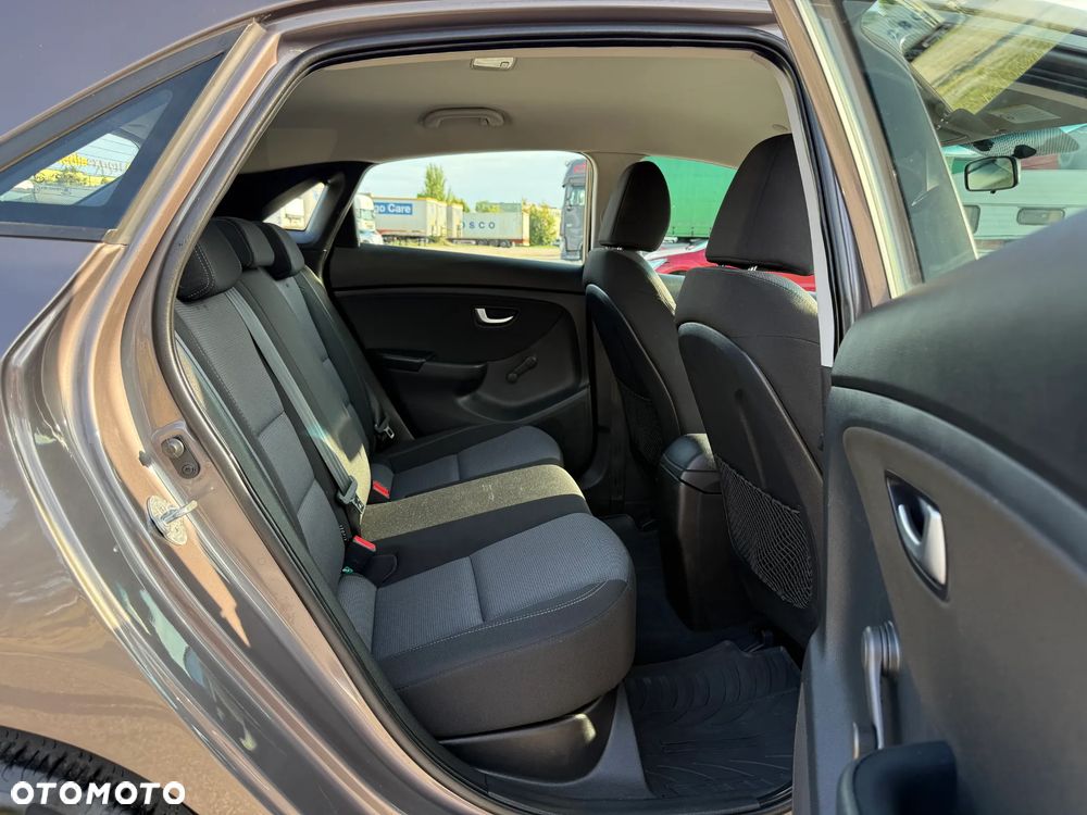 Hyundai i30 1.6 Style - 25