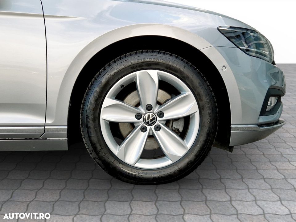 Volkswagen Passat 1.5 TSI ACT DSG Highline - 12