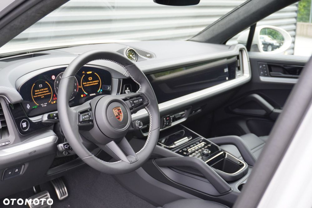 Porsche Cayenne Coupe S - 11